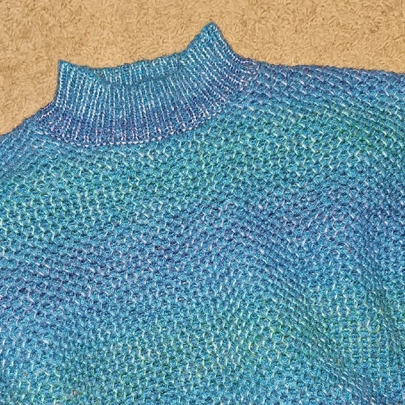 Cozy Knit Blue Turtleneck Sweater - Picture 3 of 4